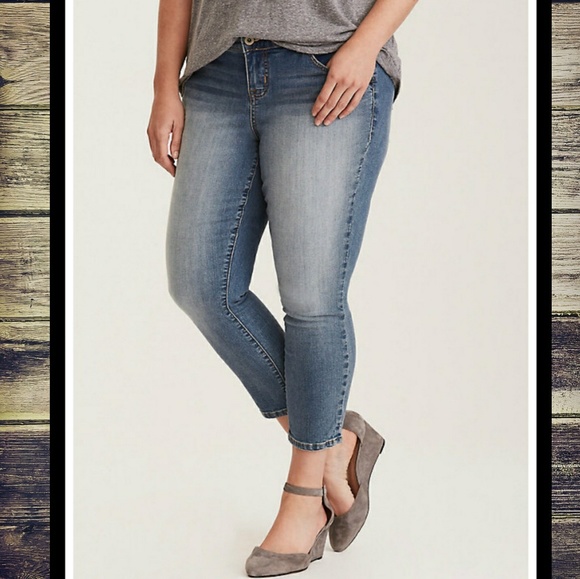 torrid Denim - TORRID Ankle Skinny Stretch Denim Jeans